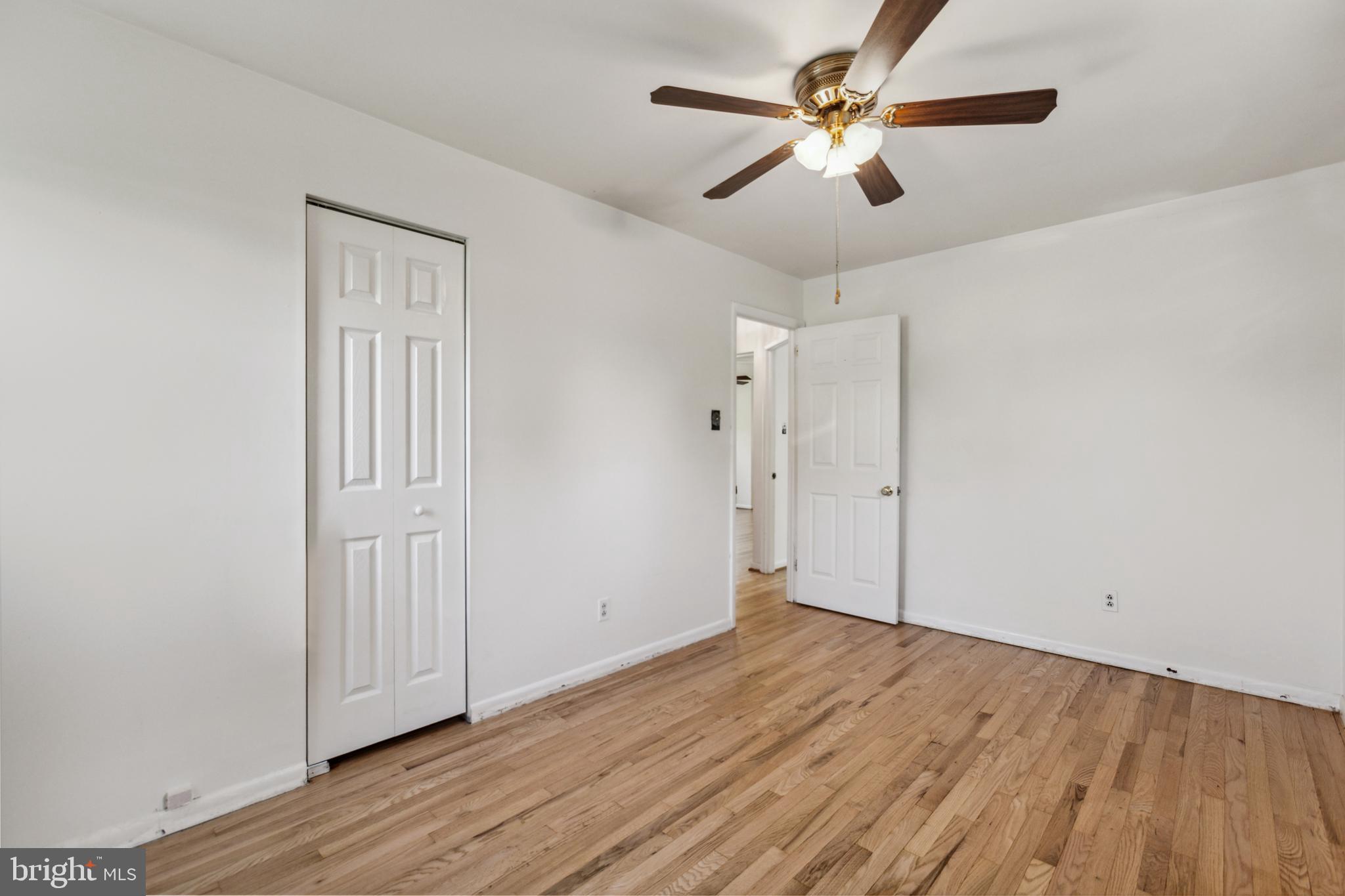 THOMSON ESTATES - Residential Lease