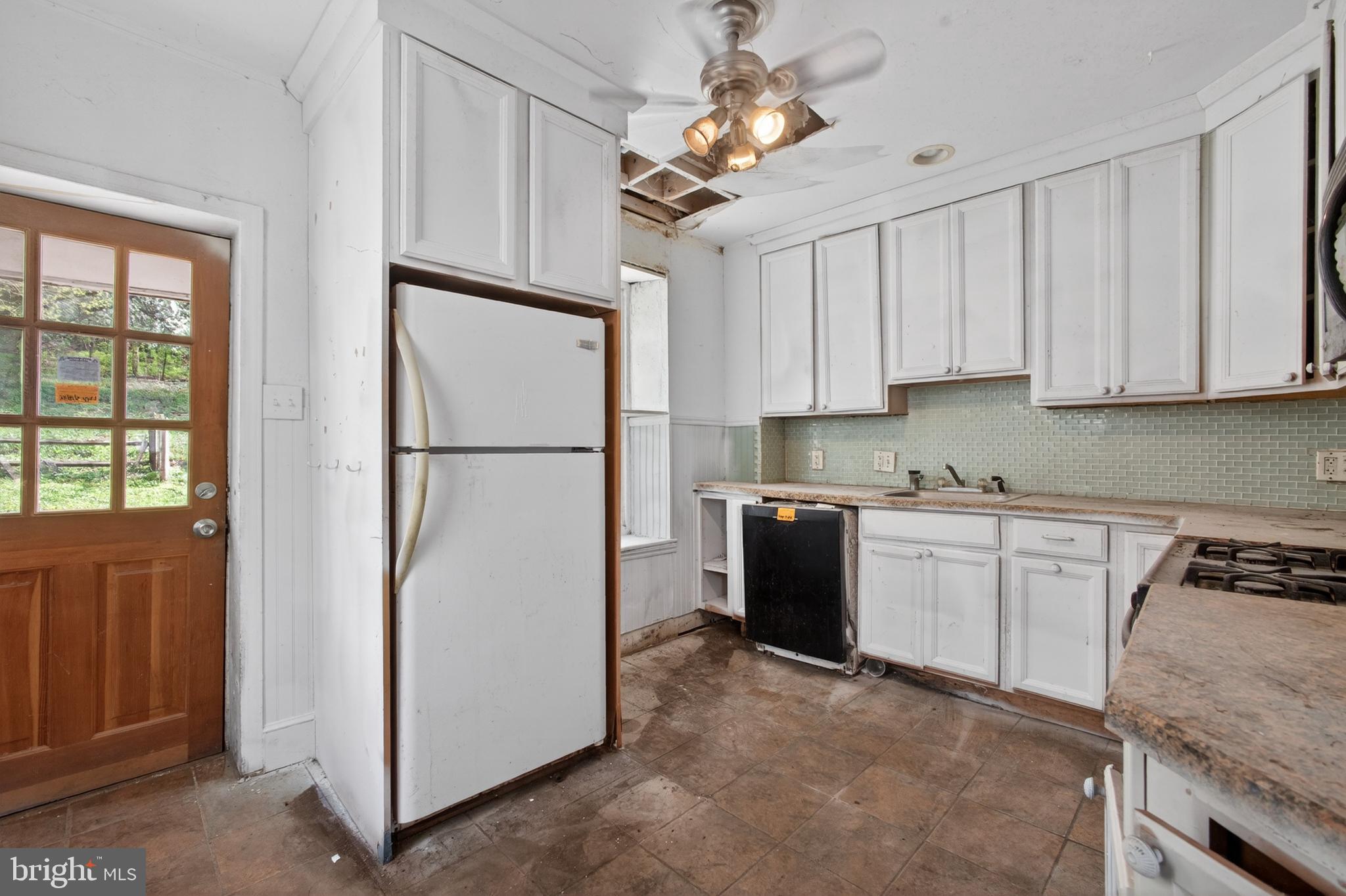 BELMONT HILLS - Residential