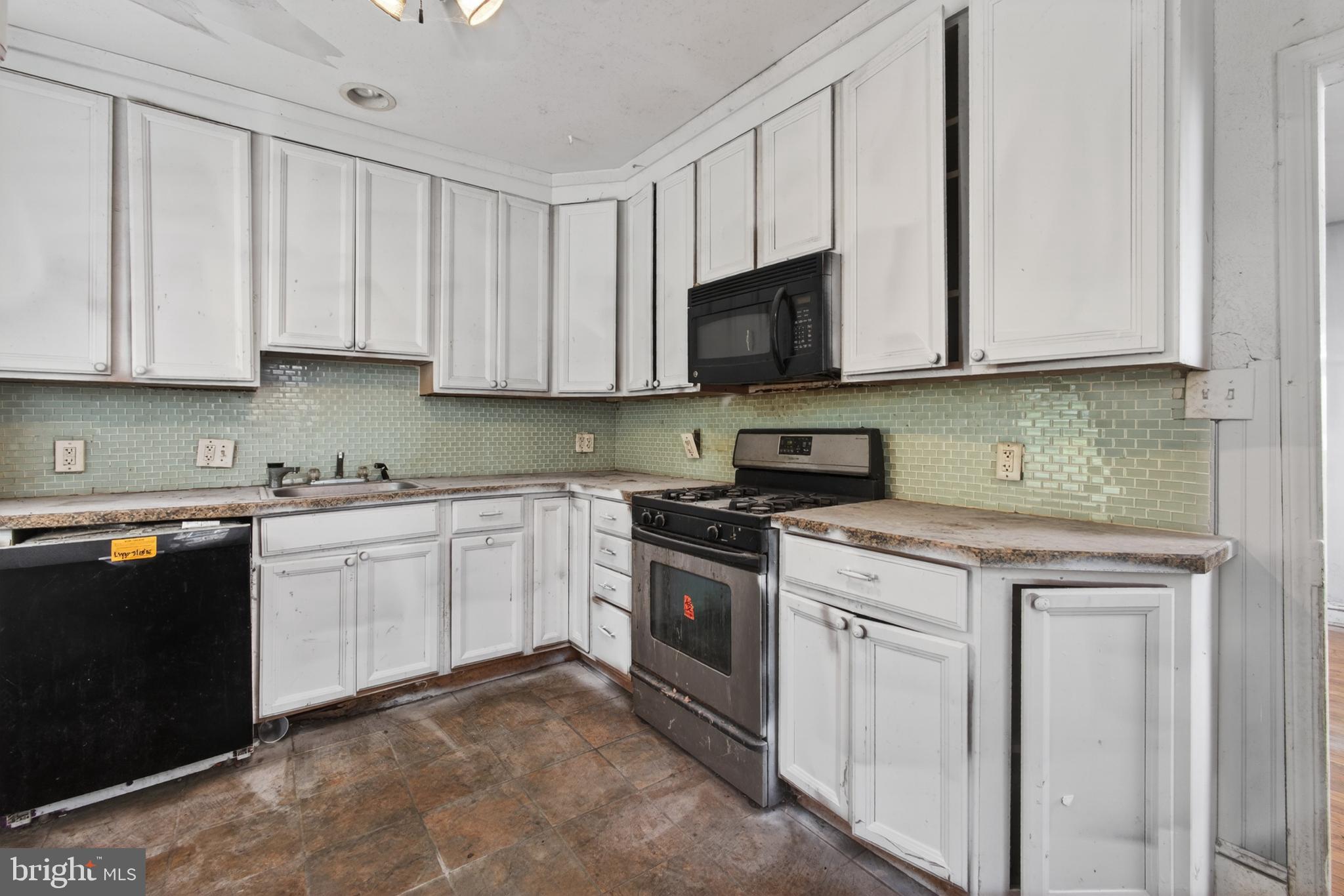 BELMONT HILLS - Residential