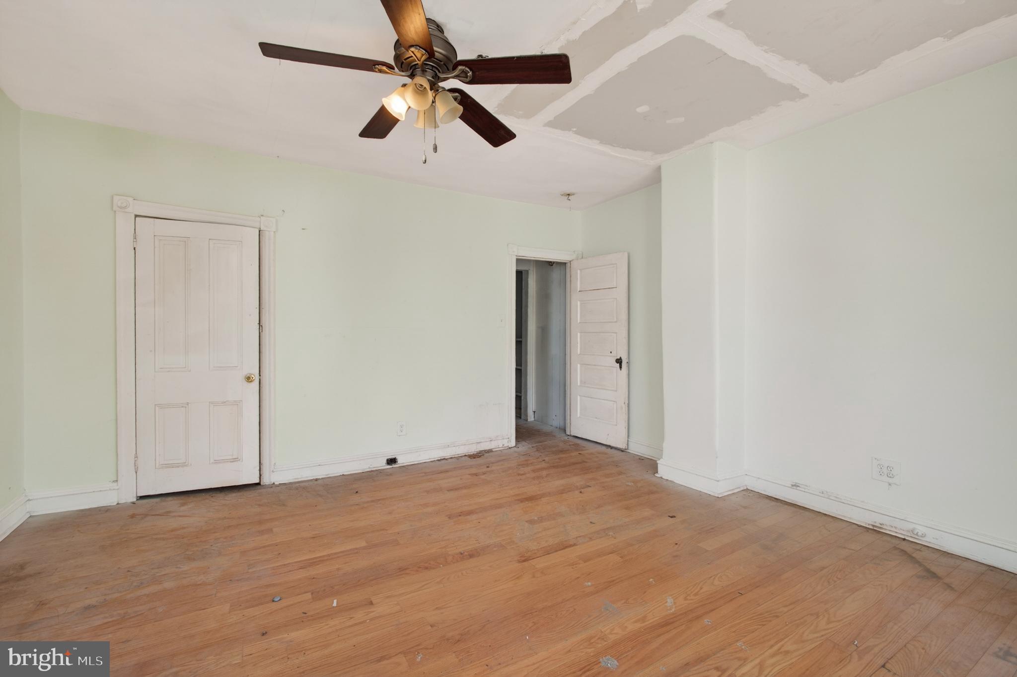 BELMONT HILLS - Residential