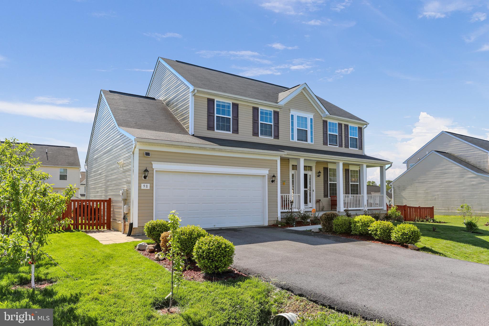 STONEBROOK VILLAGE - Residential