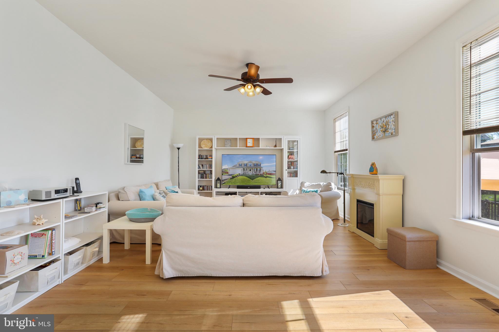 STONEBROOK VILLAGE - Residential