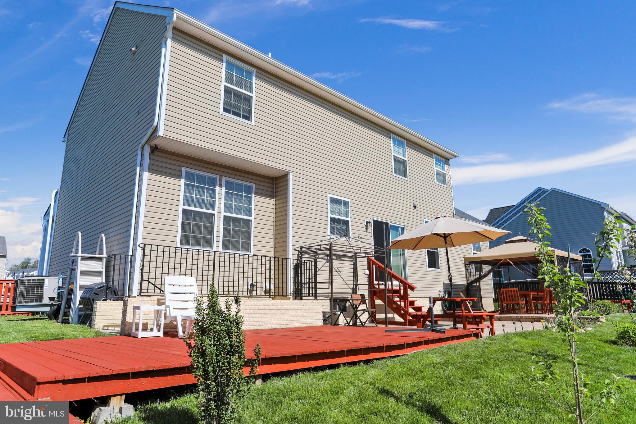 STONEBROOK VILLAGE - Residential