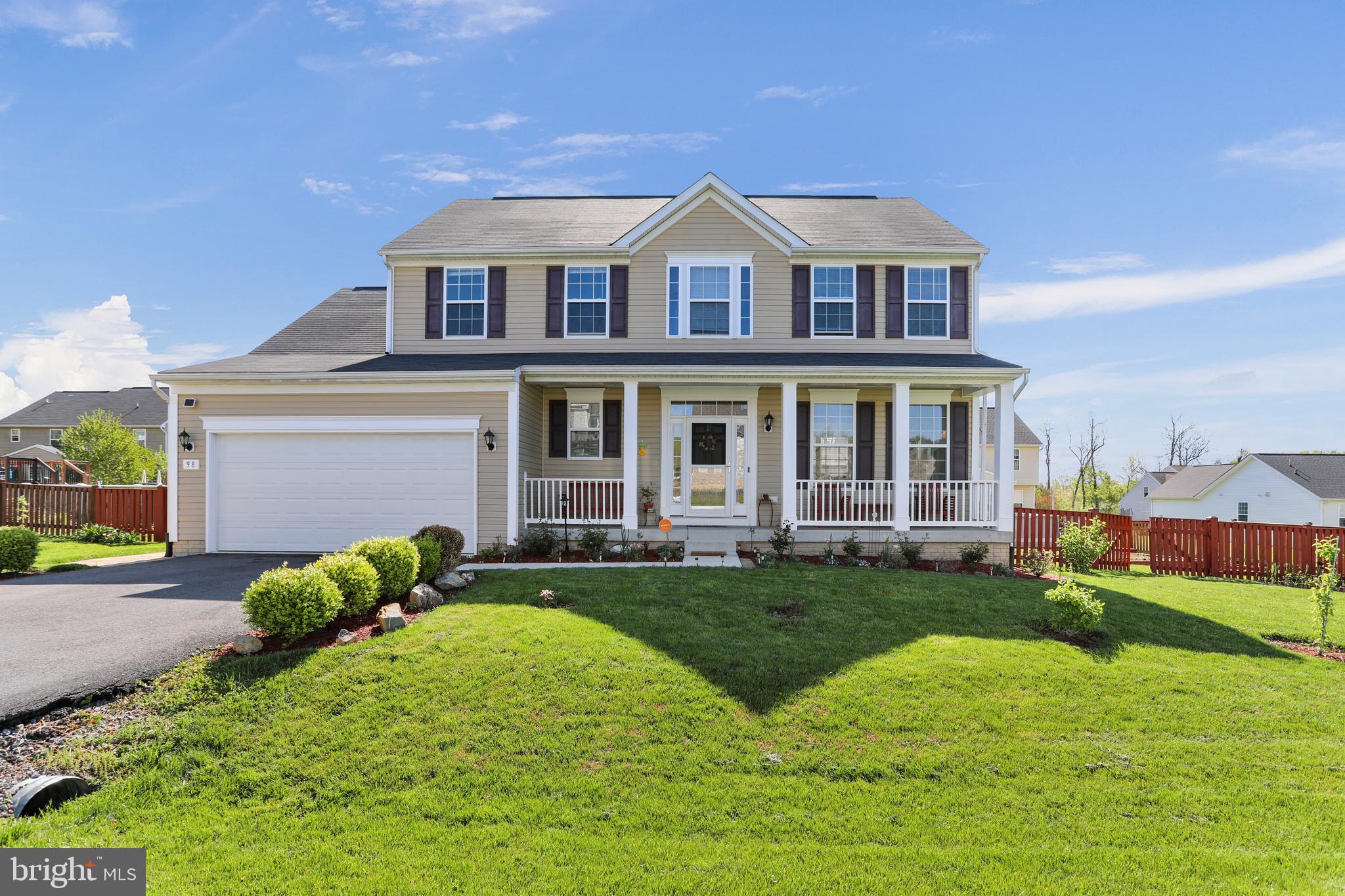 STONEBROOK VILLAGE - Residential