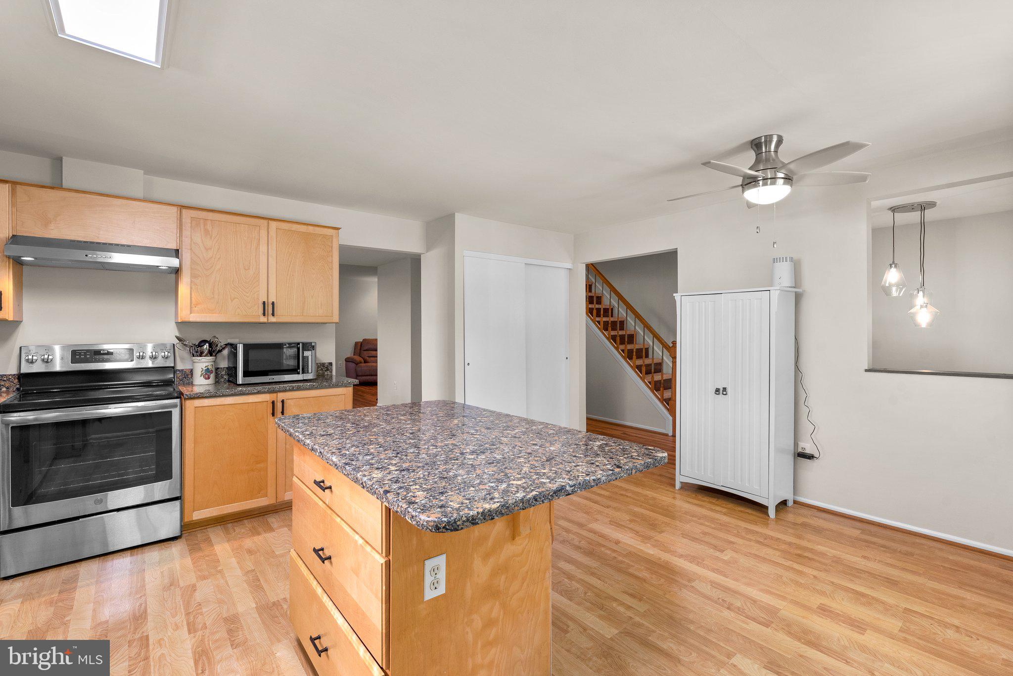 VILLAGE OF HICKORY RIDGE - Residential