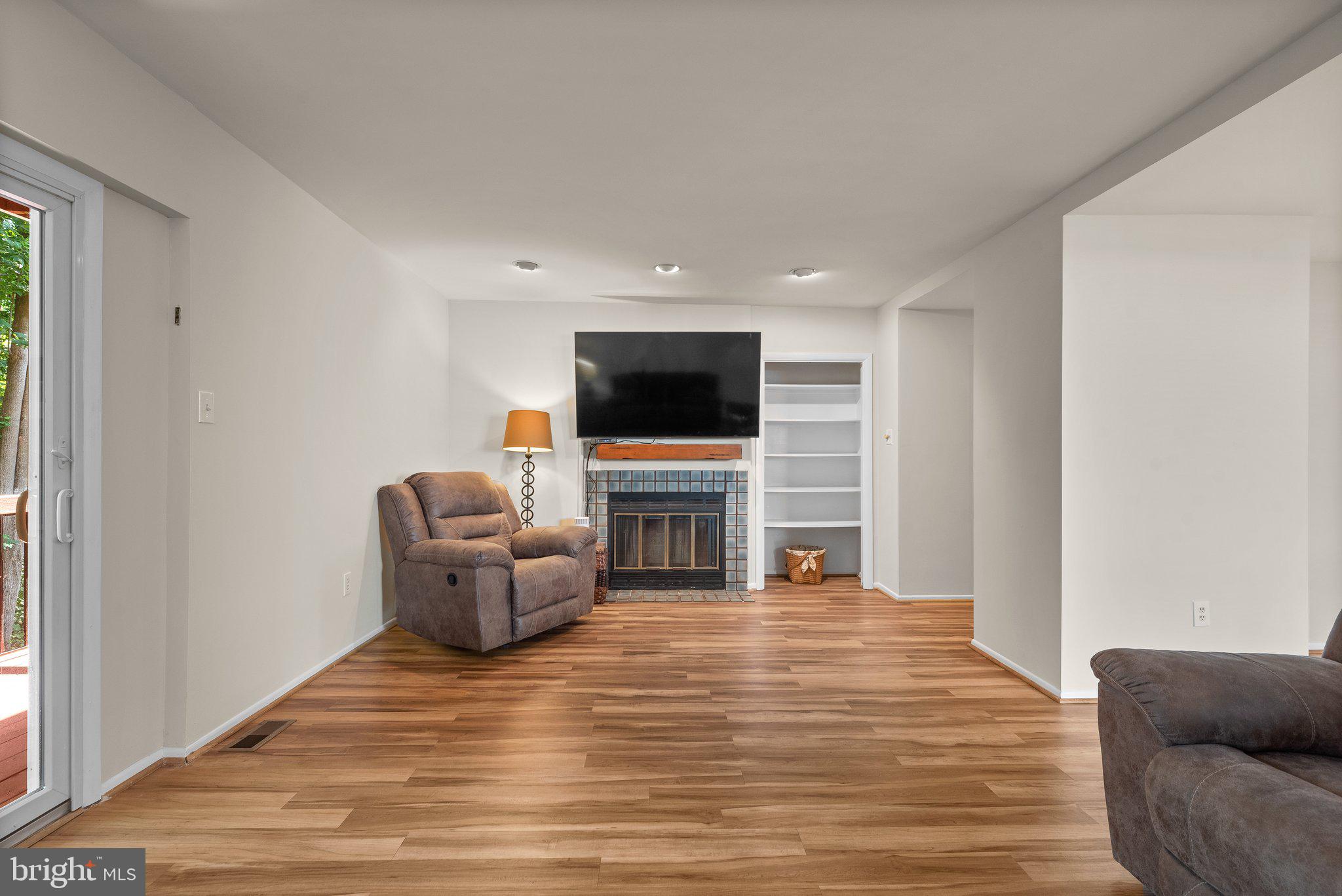 VILLAGE OF HICKORY RIDGE - Residential