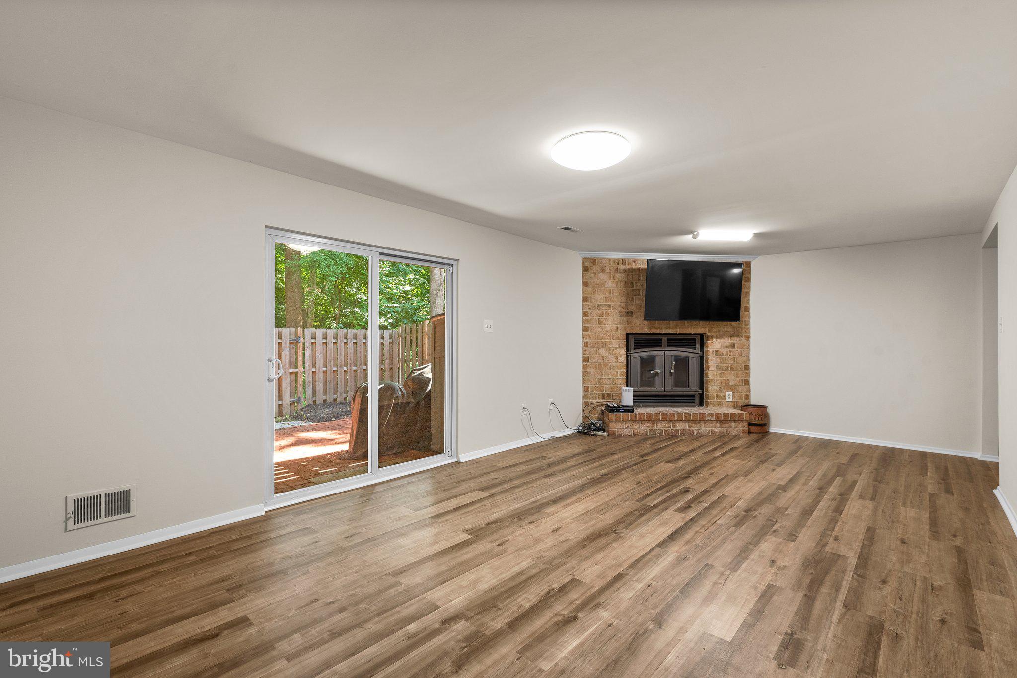 VILLAGE OF HICKORY RIDGE - Residential