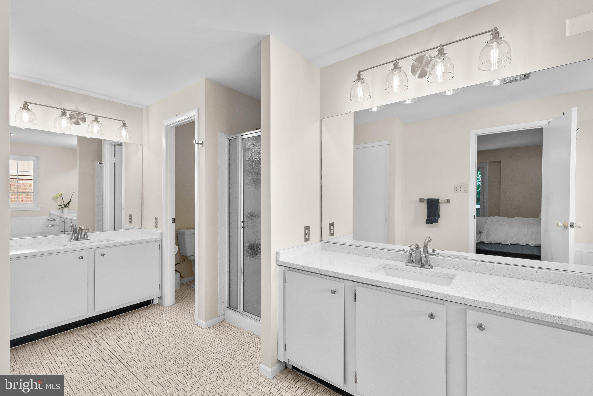 VILLAGE OF HICKORY RIDGE - Residential