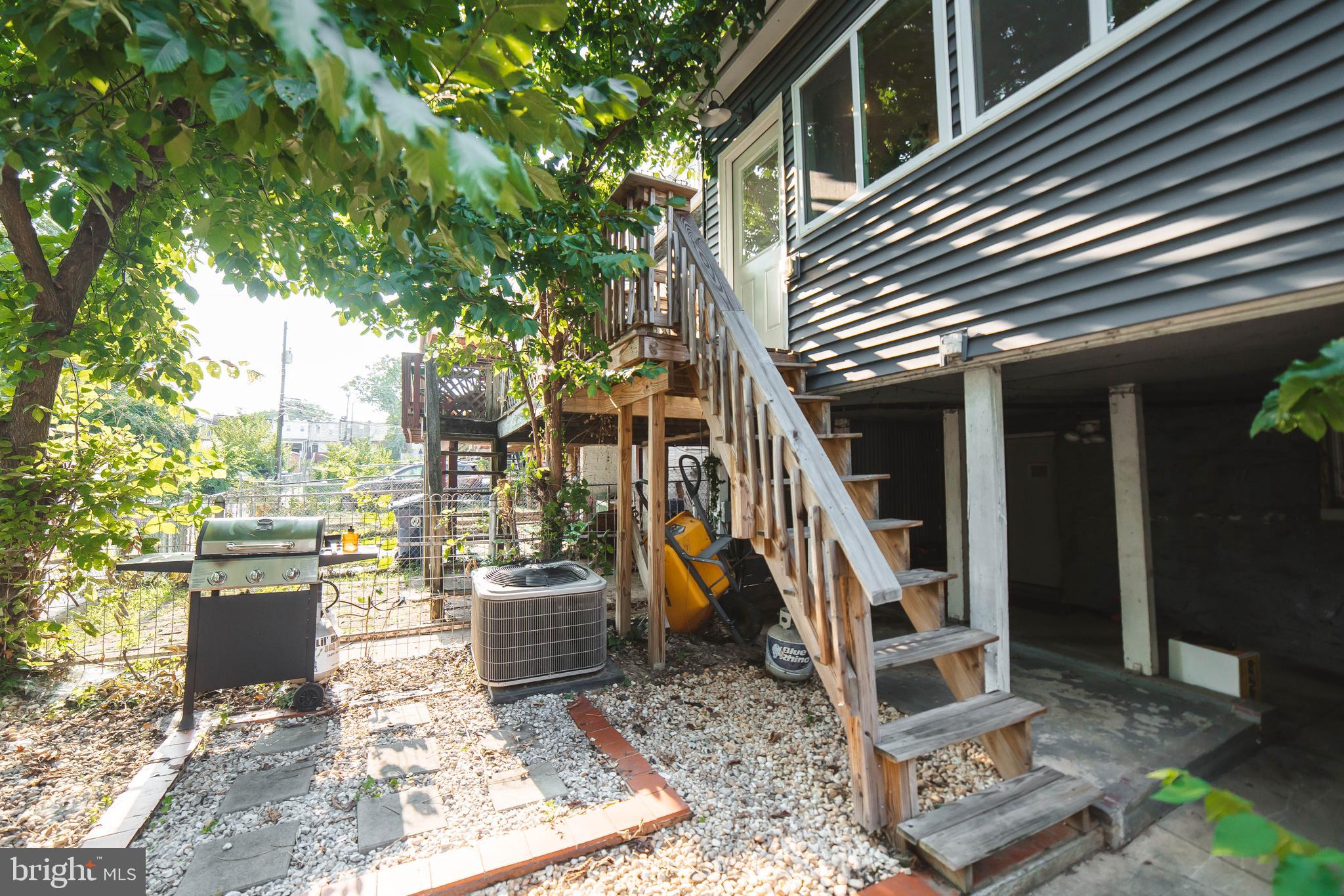 WAVERLY - Residential