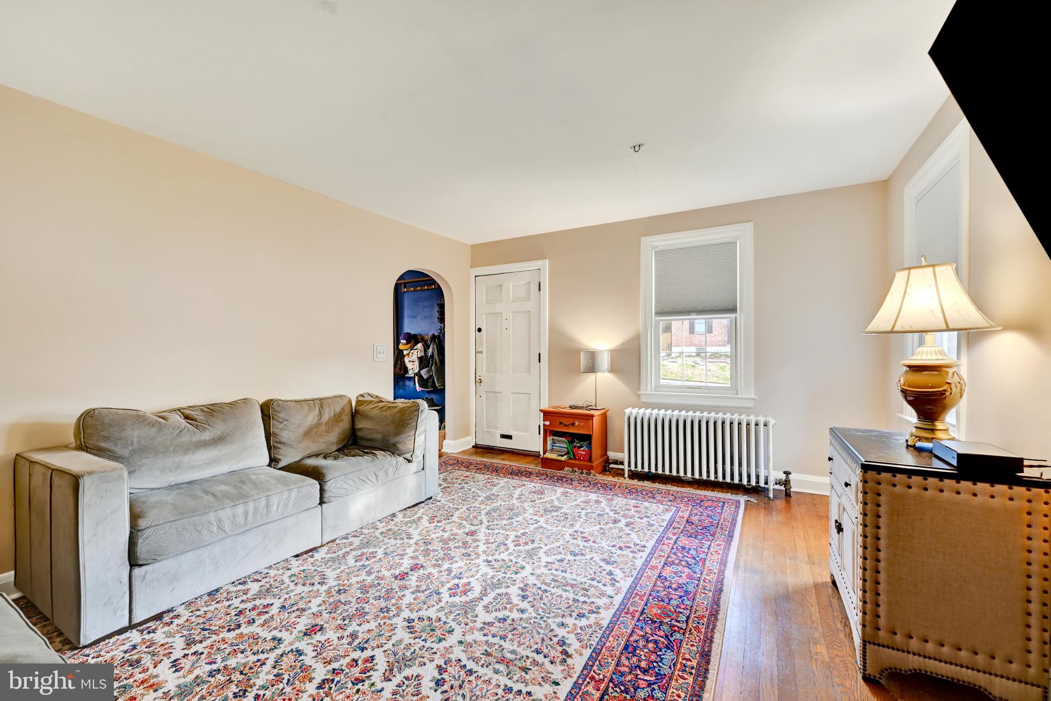 2813 BAUERNWOOD AVENUE