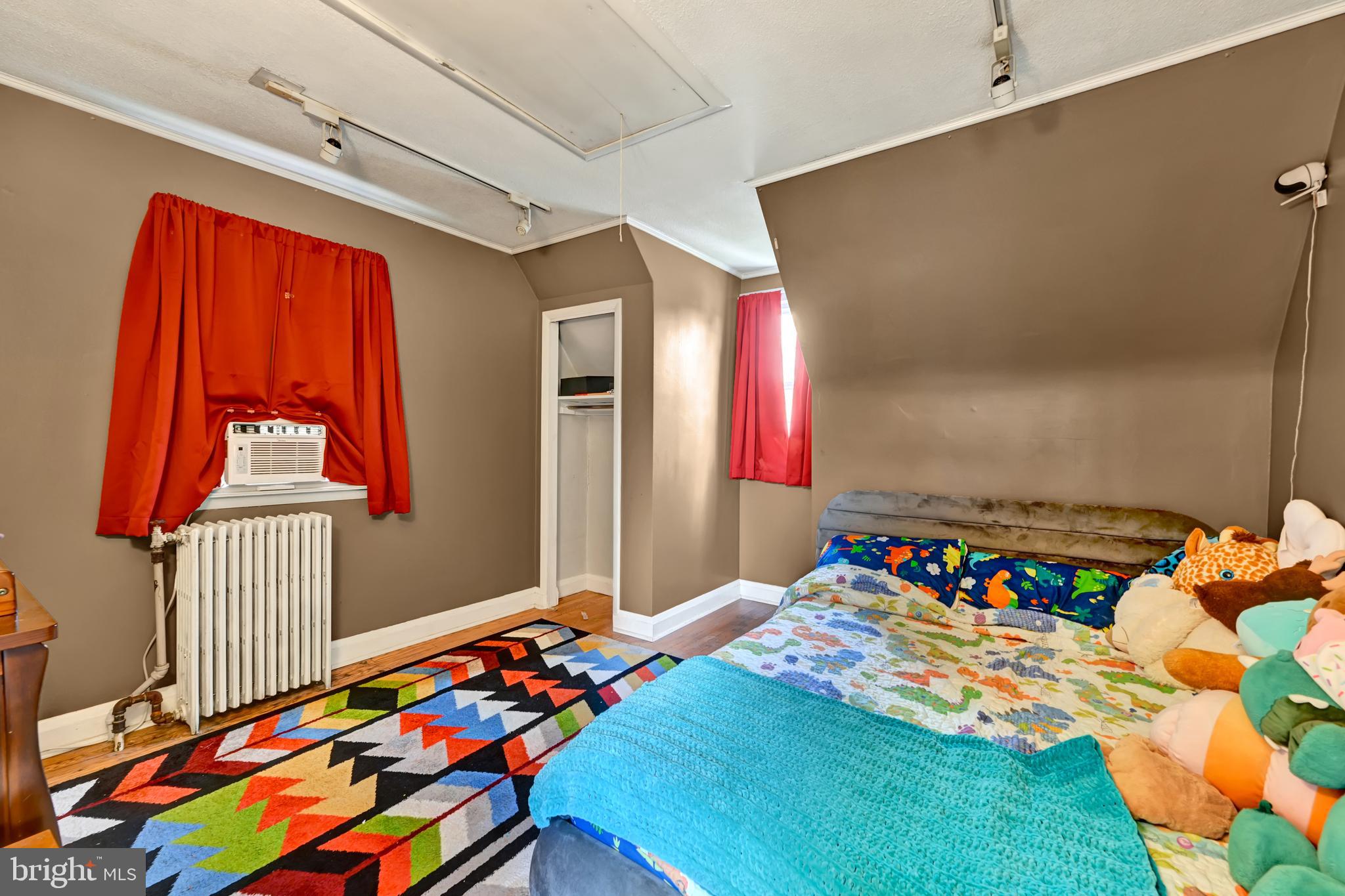 PARKVILLE - Residential