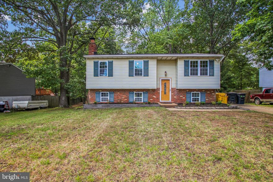 Spectacular split foyer home in water privileged Boulevard Park. Upstairs you'll find open concept living and dining accompanied with brand new luxury vinyl flooring and has been freshly painted throughout. The kitchen has been fully remodeled with new 42" shaker cabinets with soft close, granite countertops and new appliances ! Bathrooms upstairs have been updated with new flooring and vanities. 

The lower level has new carpets, and fully remodeled full bathroom and a bonus 4th bedroom. This home has a new roof (2023) and new HVAC system (2023) along with an upgraded water softening system (2023)! Enjoy peace and quiet on the back deck which has been freshly painted as well (2024). 

Don't miss out on this well appointed home. Boulevard Park enjoys a Boat Ramp, Pier Clubhouse and playground. Voluntary HOA & Boat Ramp.

Part of the Bodkin Elementary / Chesapeake School District.