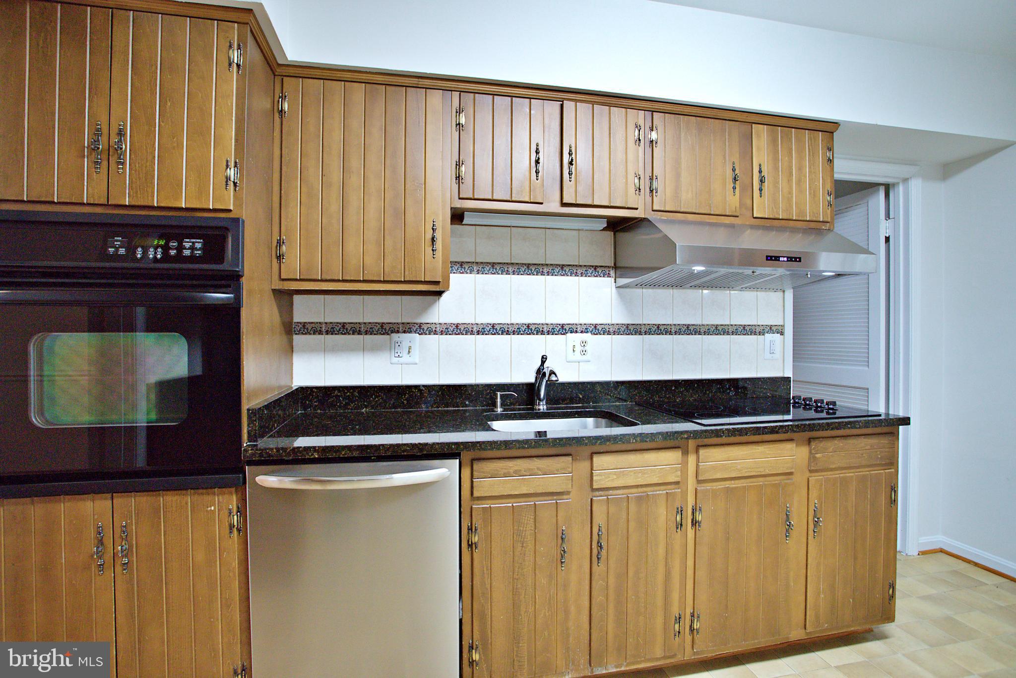 LEE RIDGE - Residential Lease