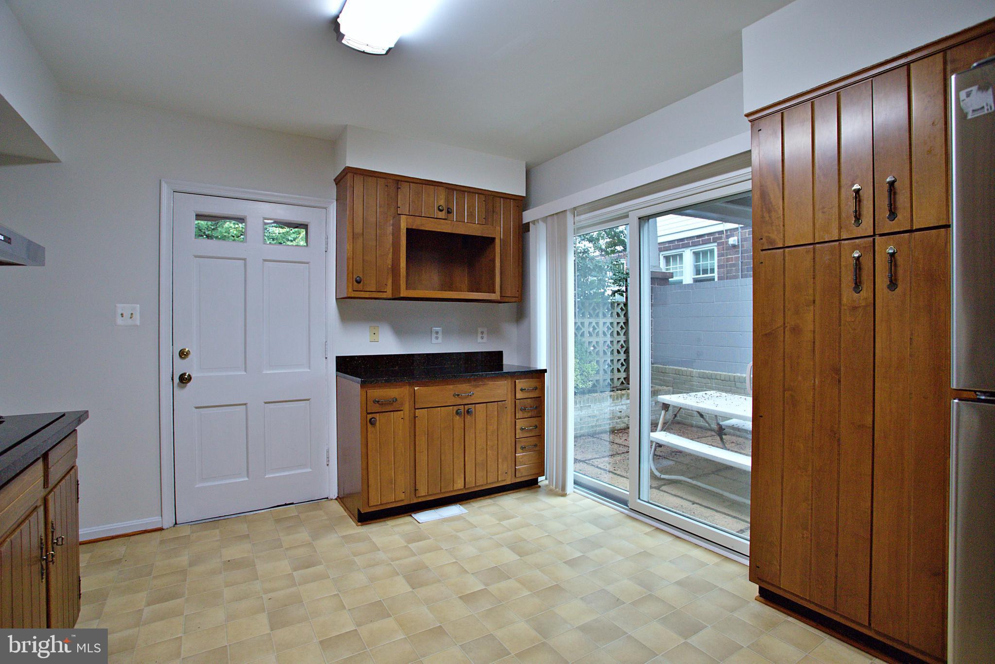 LEE RIDGE - Residential Lease