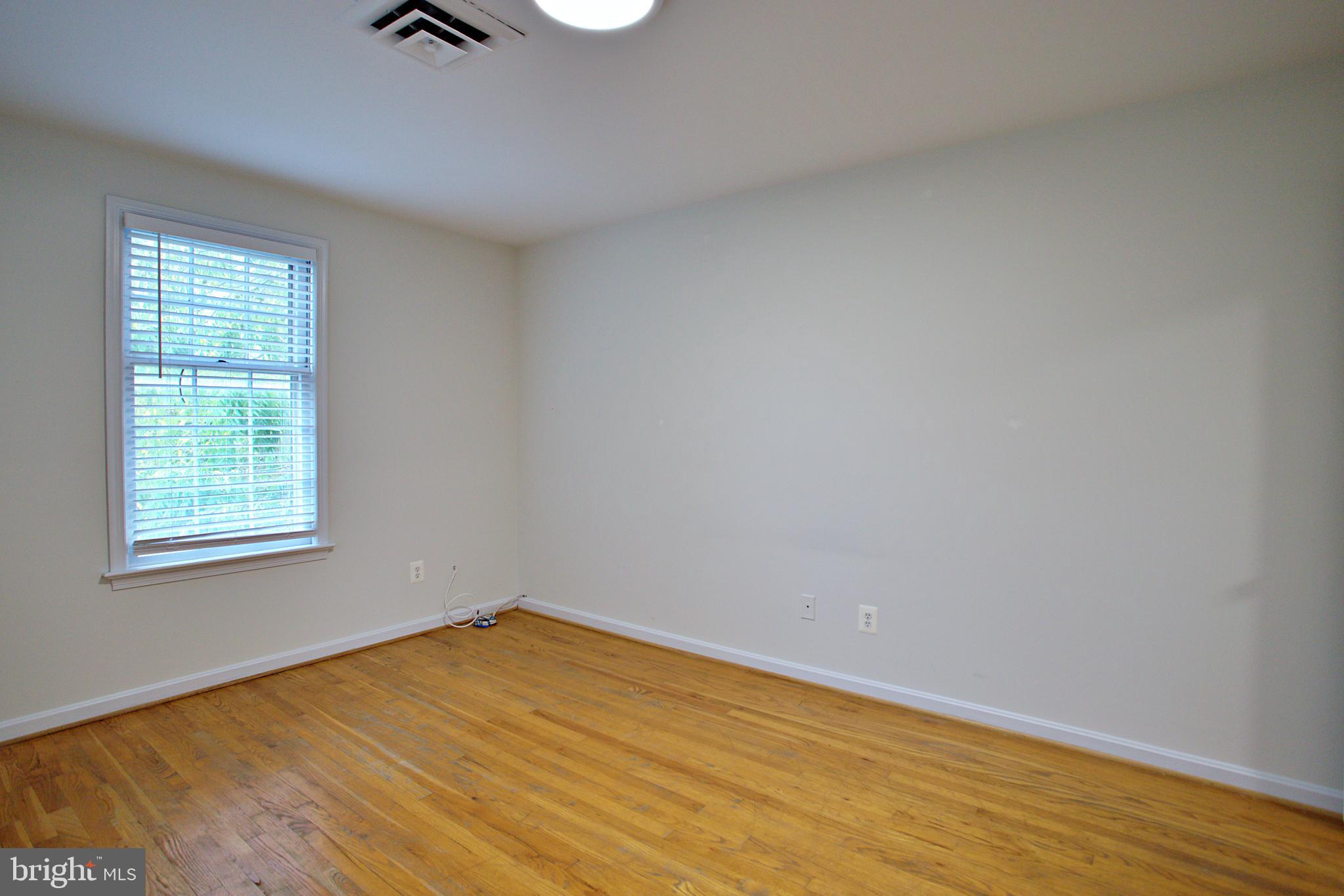 LEE RIDGE - Residential Lease