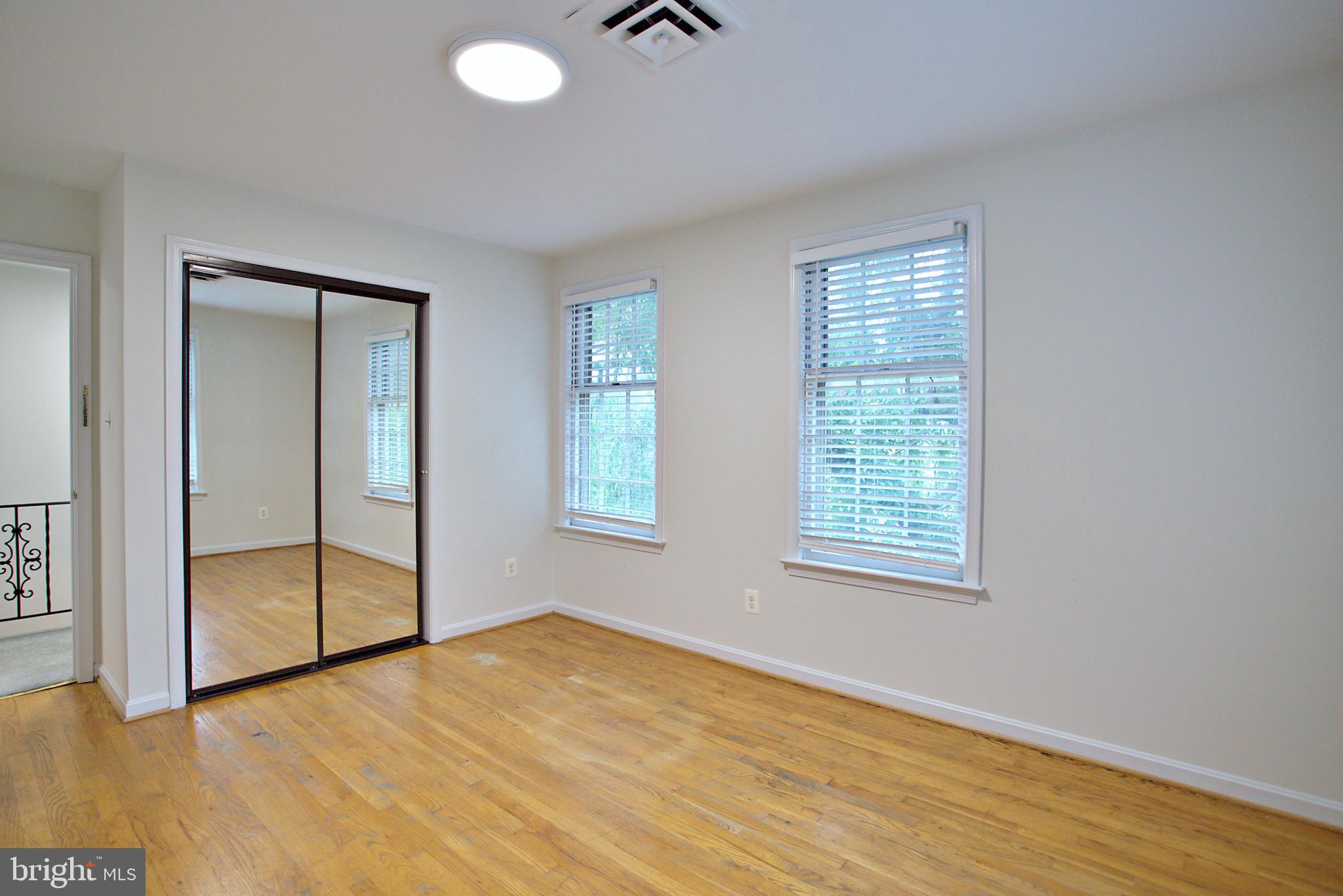 LEE RIDGE - Residential Lease