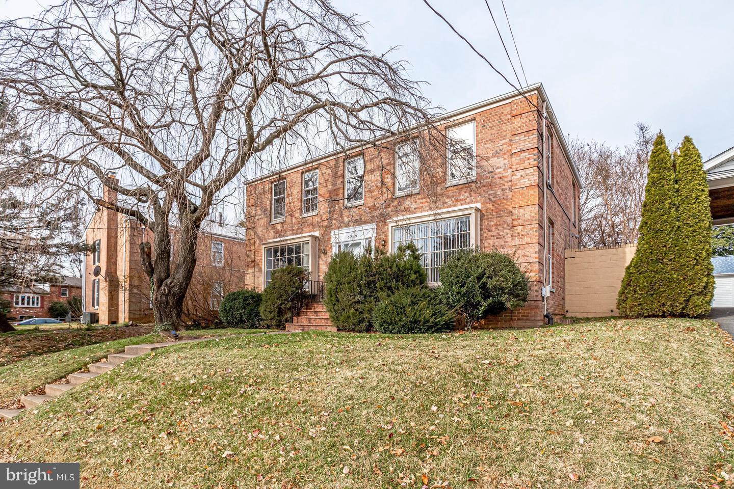 LEE RIDGE - Residential Lease