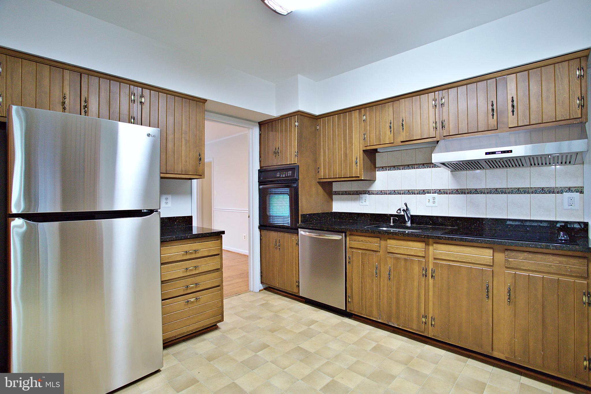 LEE RIDGE - Residential Lease