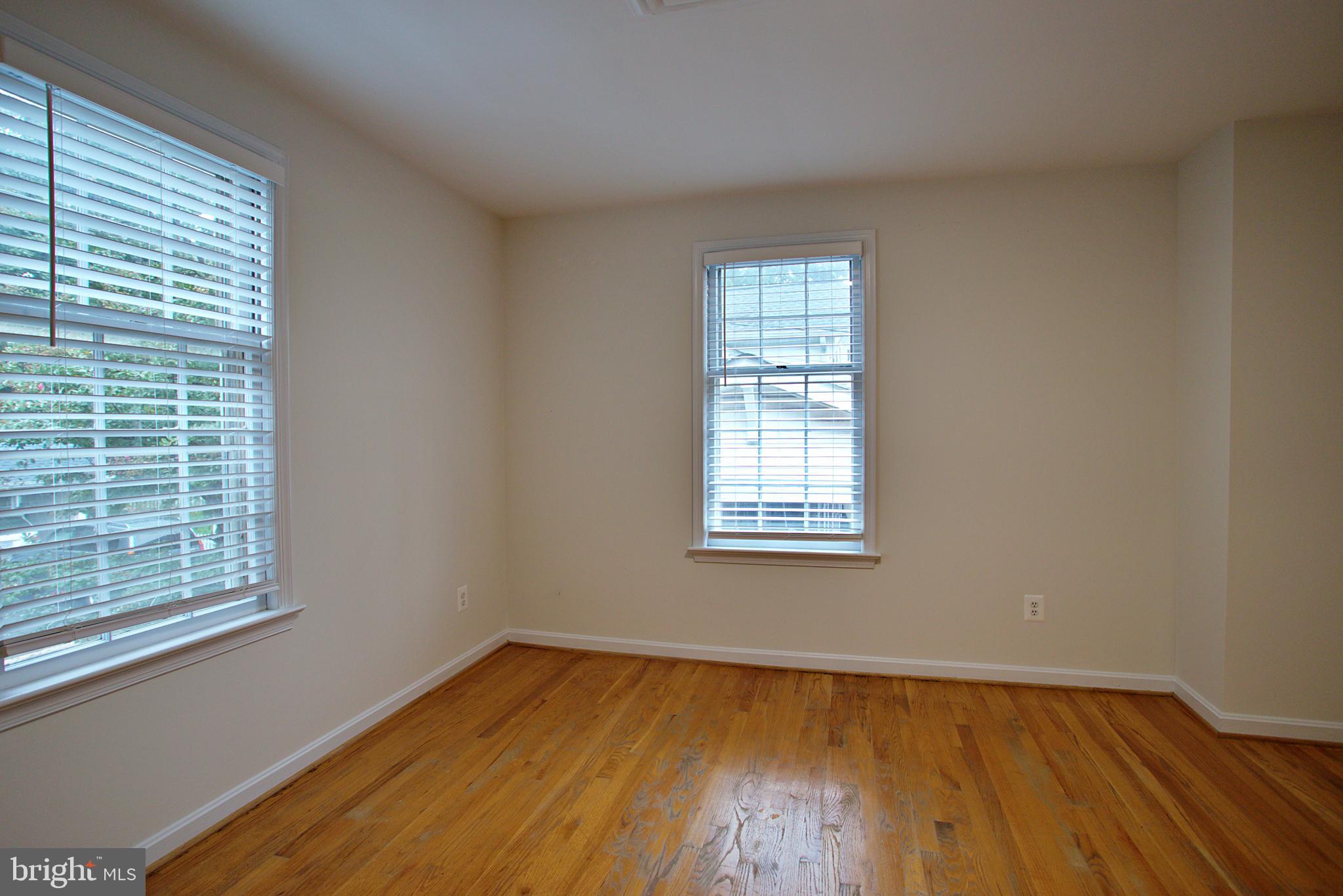 LEE RIDGE - Residential Lease