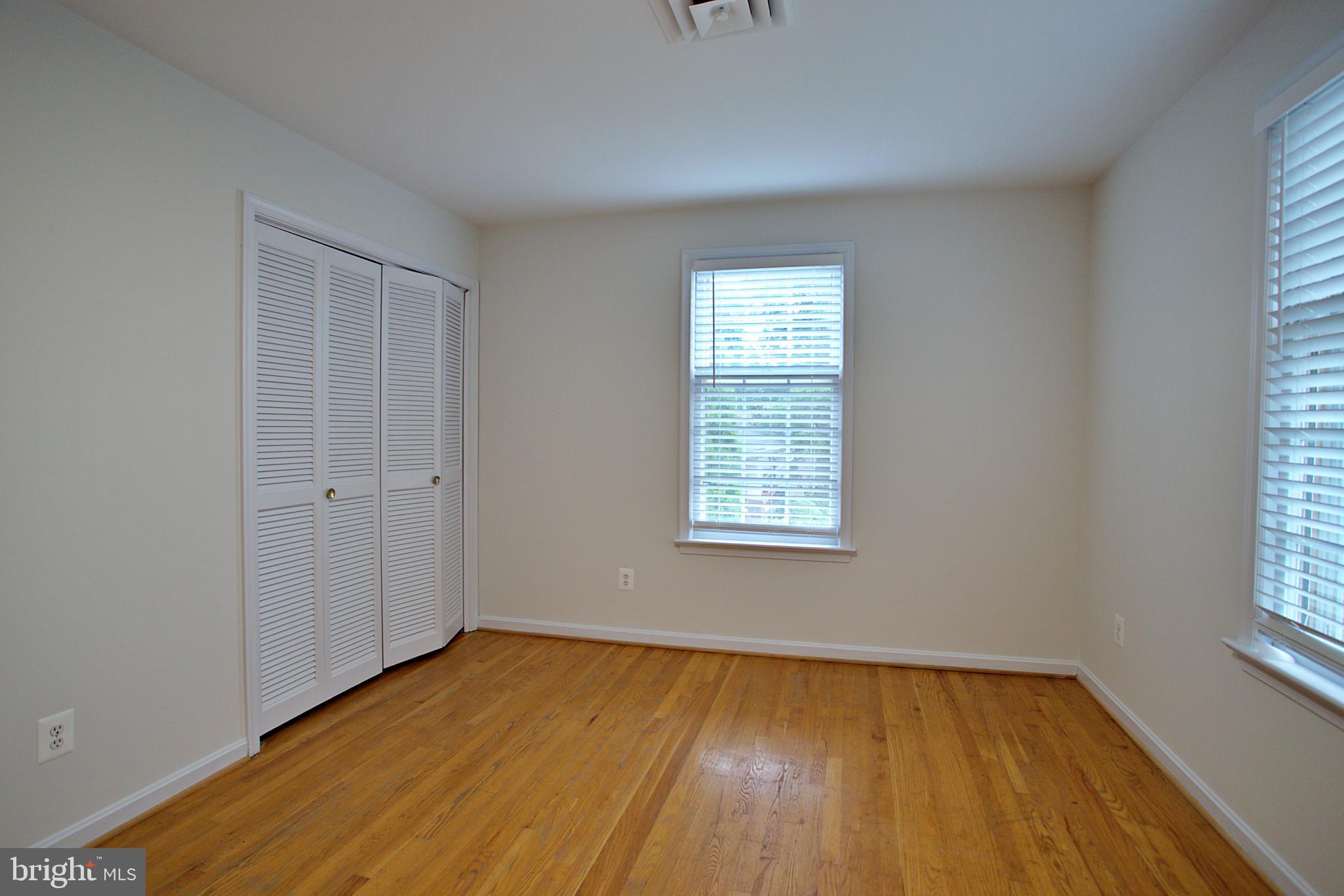 LEE RIDGE - Residential Lease