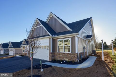 136 COPPERSTONE COURT 54 MILLERSVILLE PA 17551