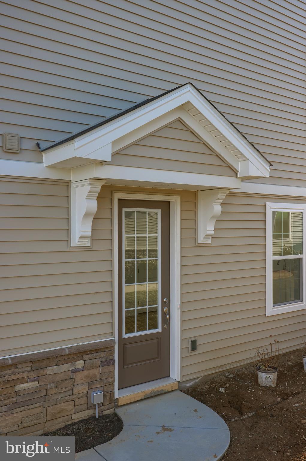 136 COPPERSTONE COURT 54