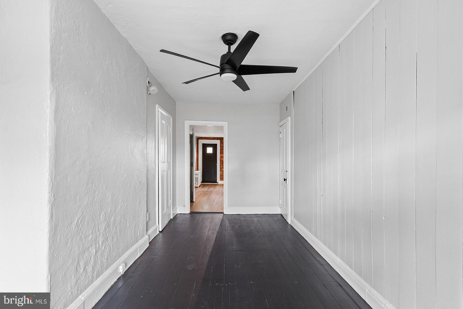 WASHINGTON SQ - Residential Lease