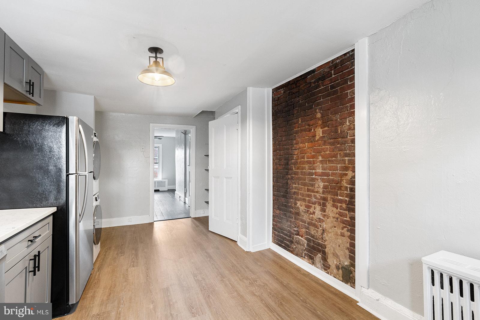 WASHINGTON SQ - Residential Lease