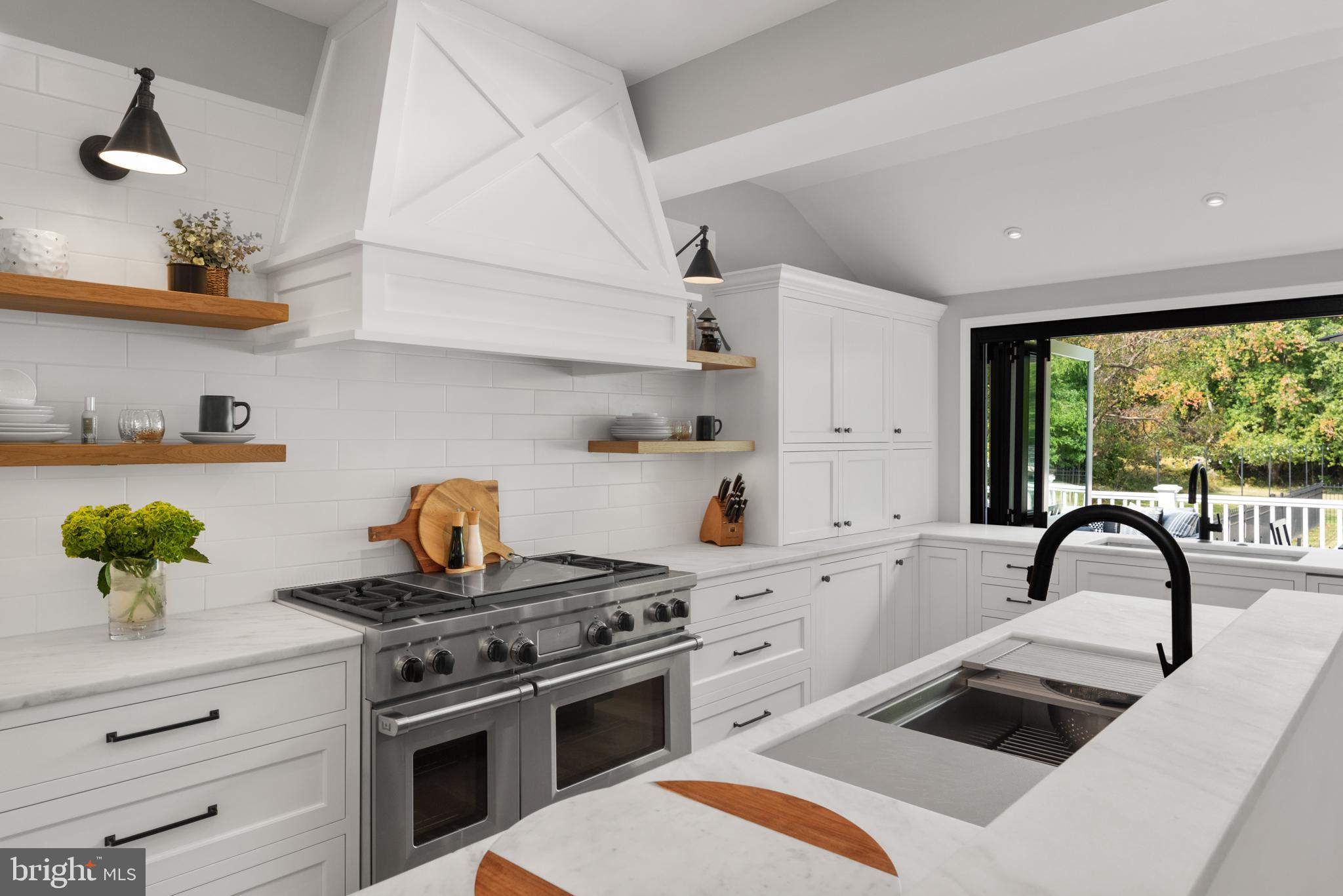 FISHING CREEK FARM - Residential