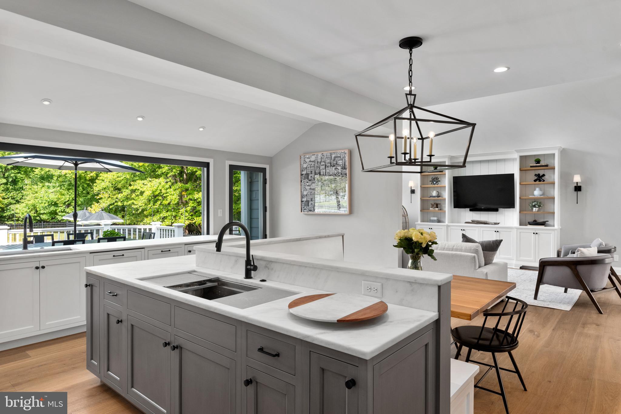 FISHING CREEK FARM - Residential