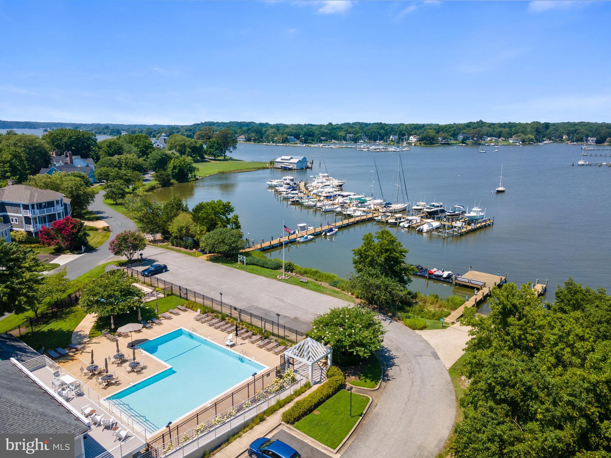 FISHING CREEK FARM - Residential