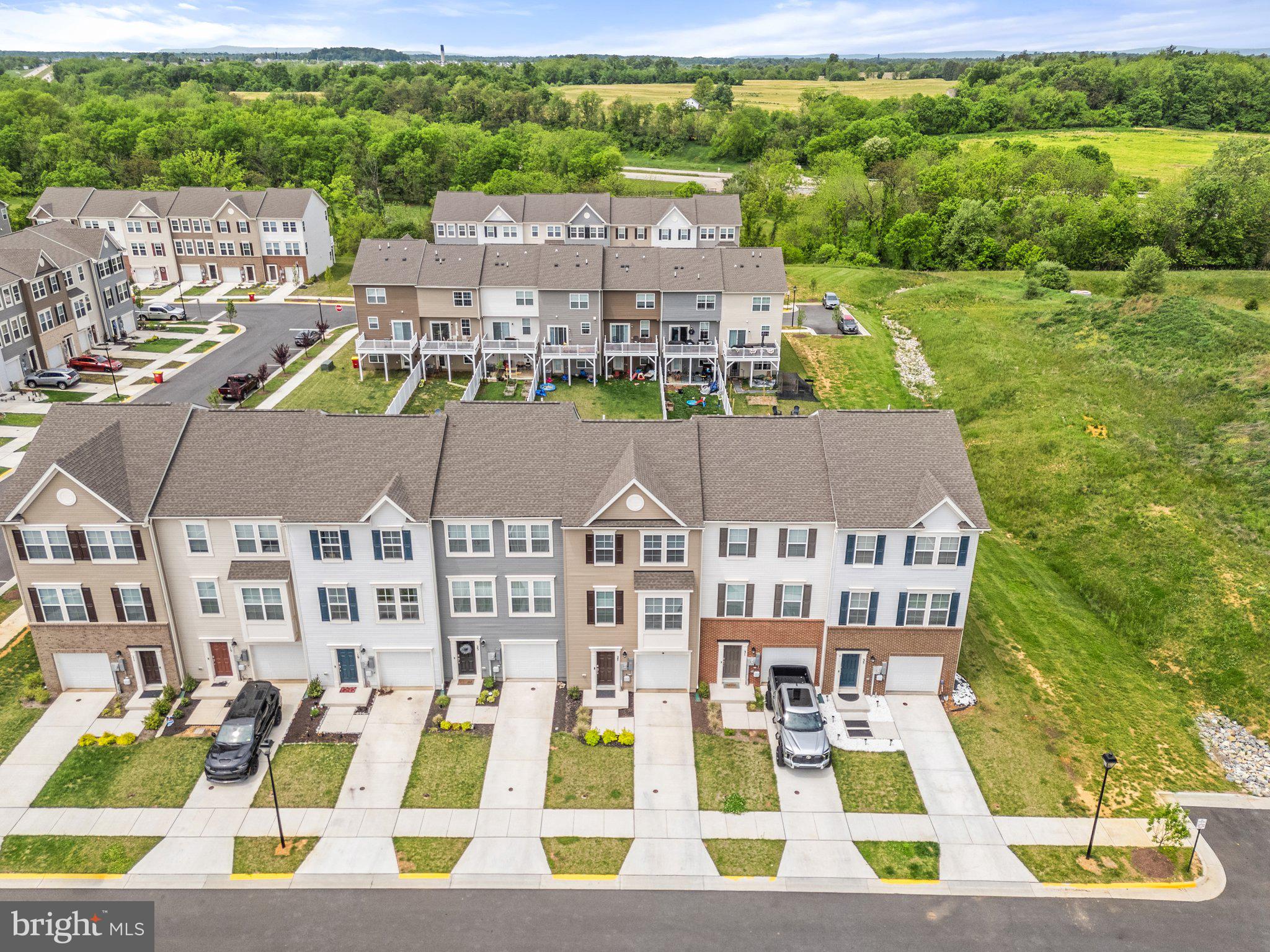 27 ISNY COURT