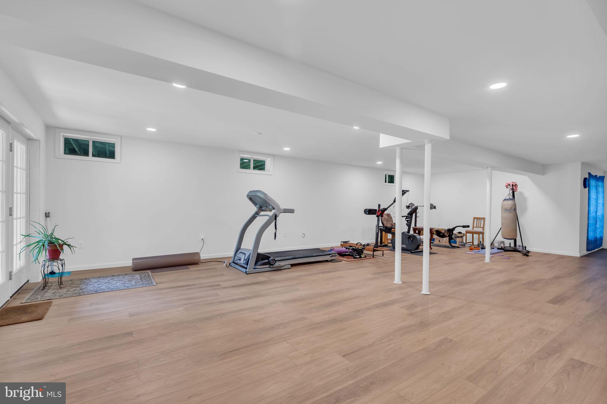 WINDING CREEK ESTATES - Residential