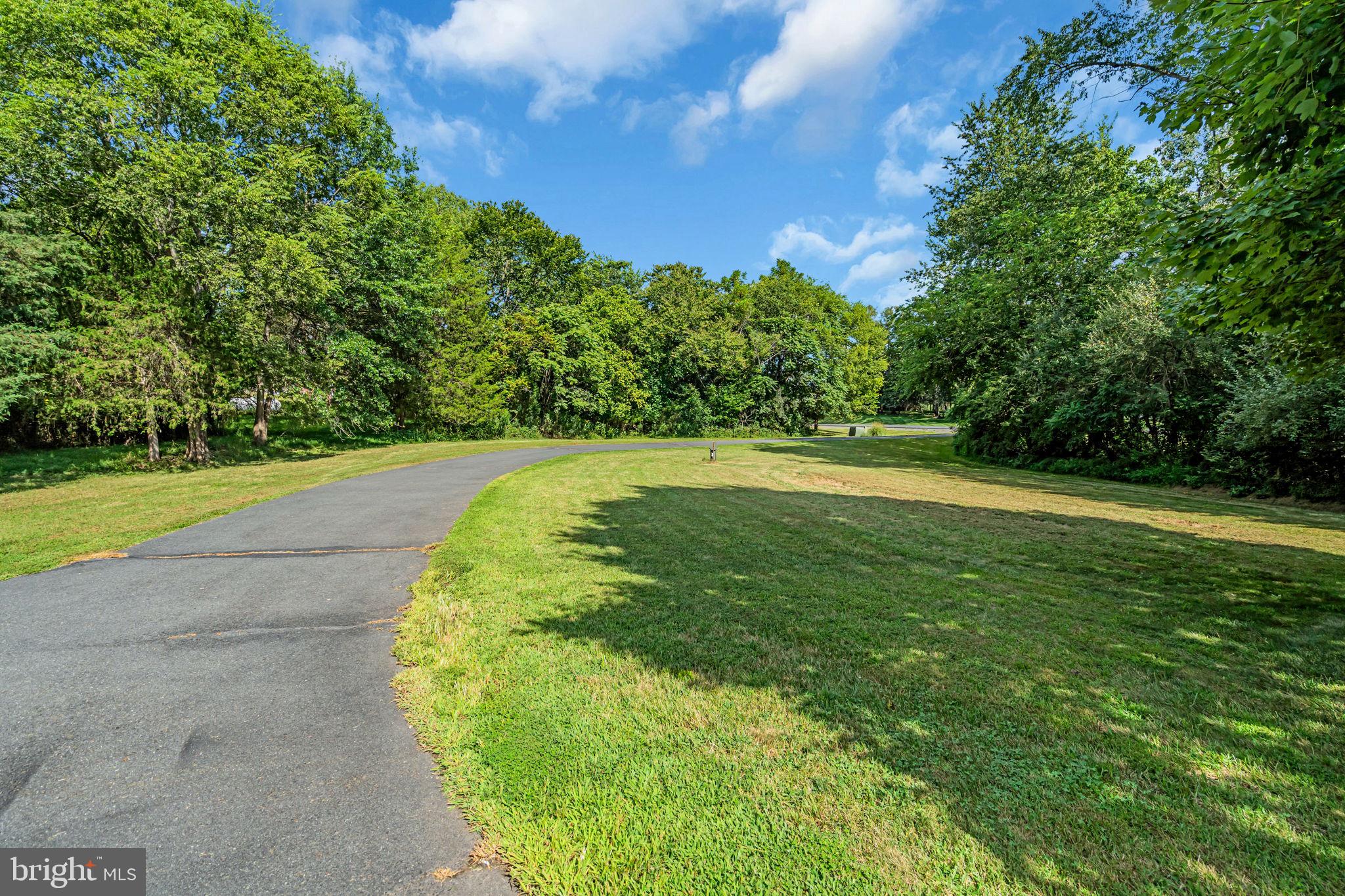 WINDING CREEK ESTATES - Residential
