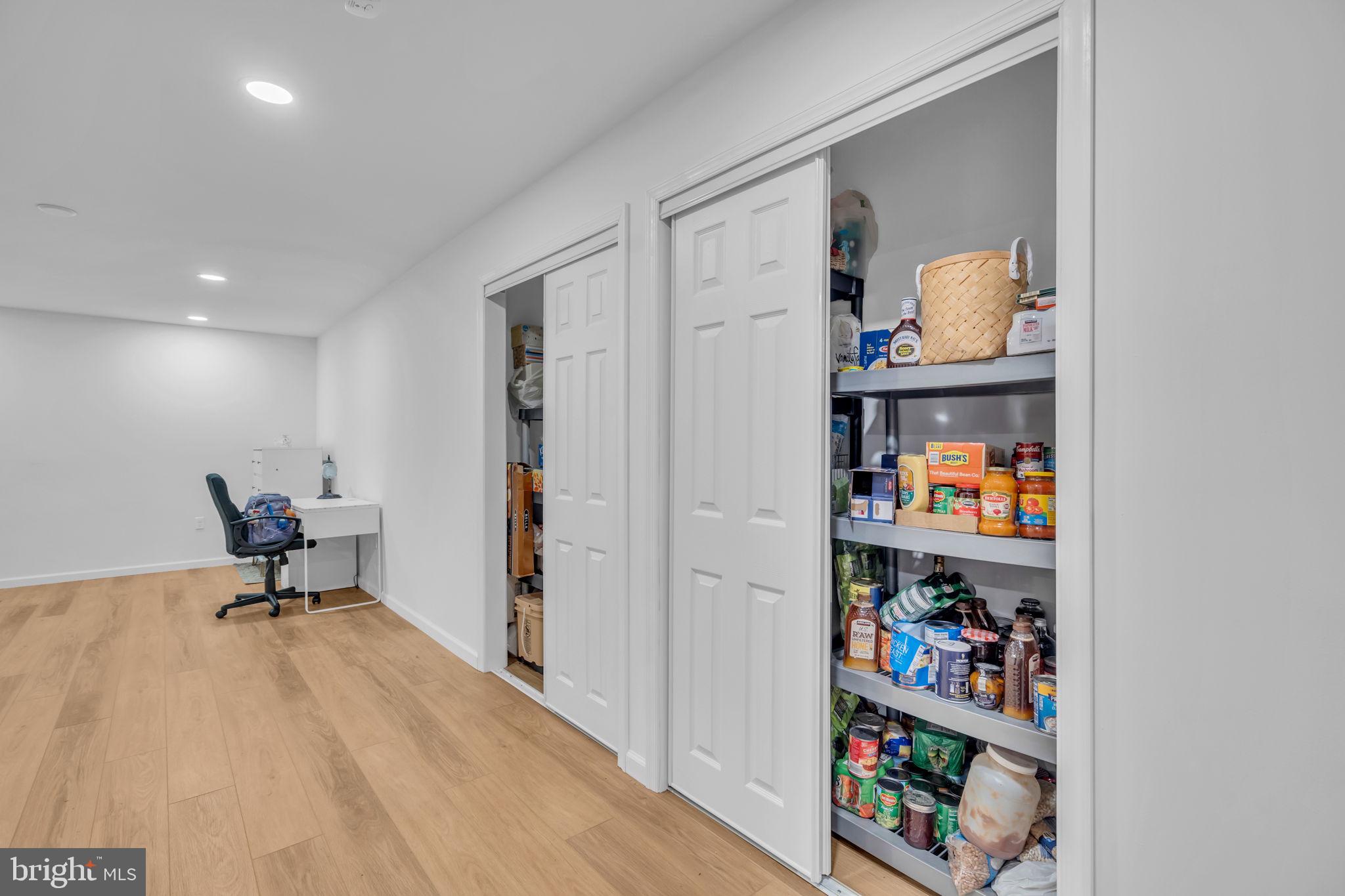 WINDING CREEK ESTATES - Residential