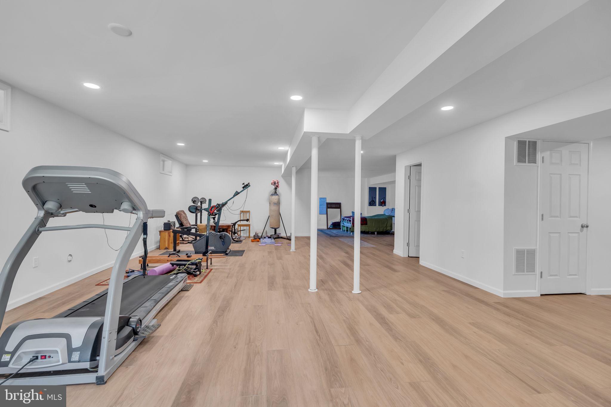 WINDING CREEK ESTATES - Residential