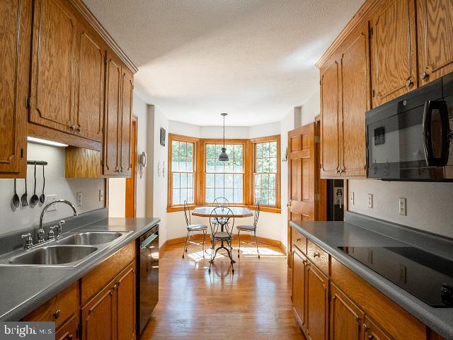 SPRINGBROOK - Residential