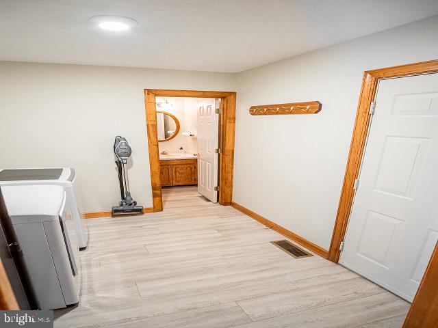 SPRINGBROOK - Residential