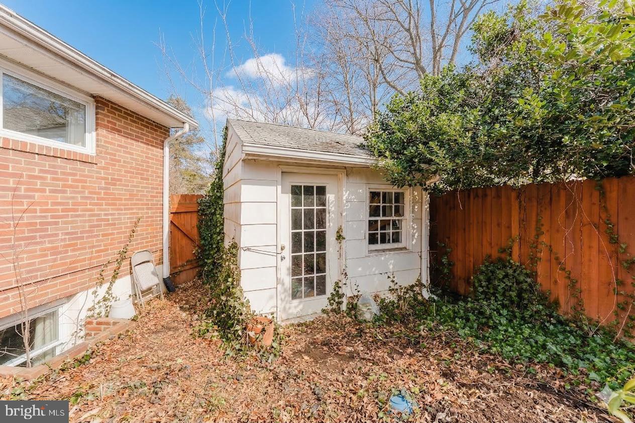 VIRGINIA HILLS - Residential