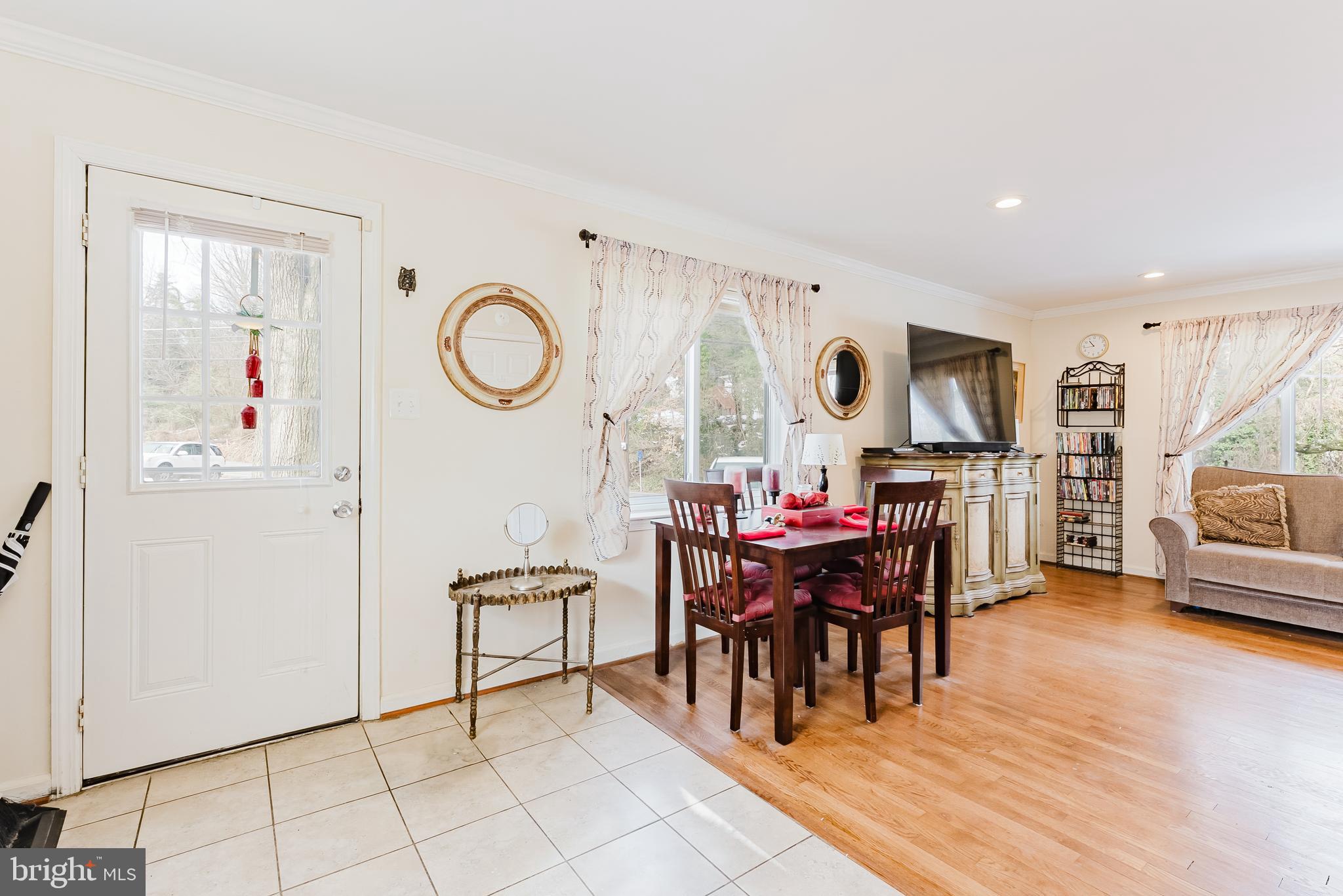 VIRGINIA HILLS - Residential