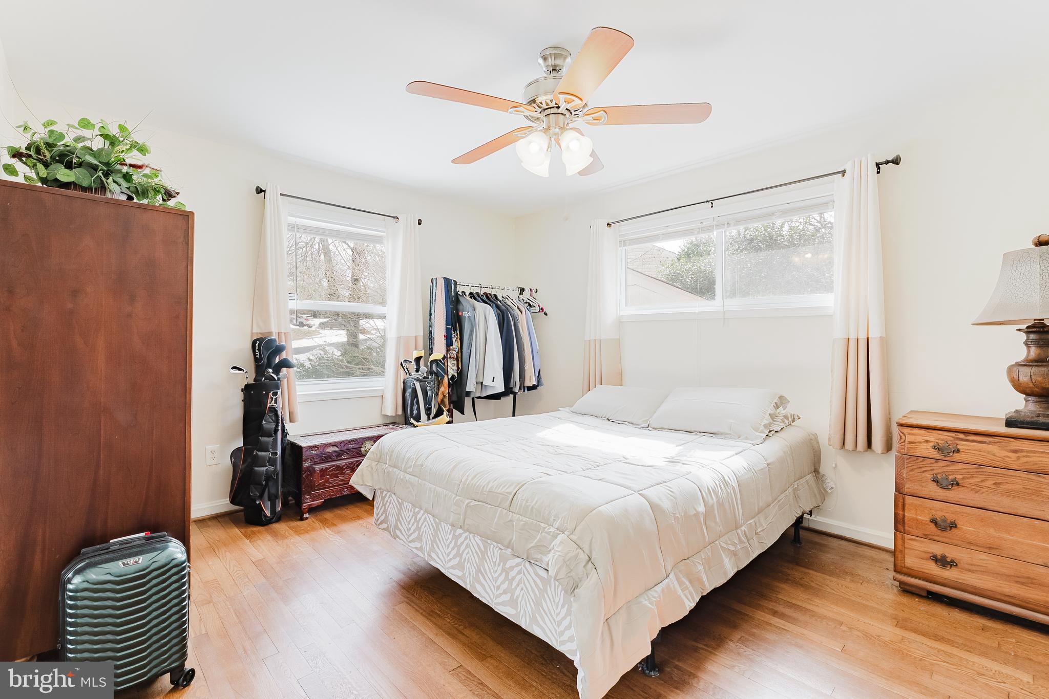 VIRGINIA HILLS - Residential