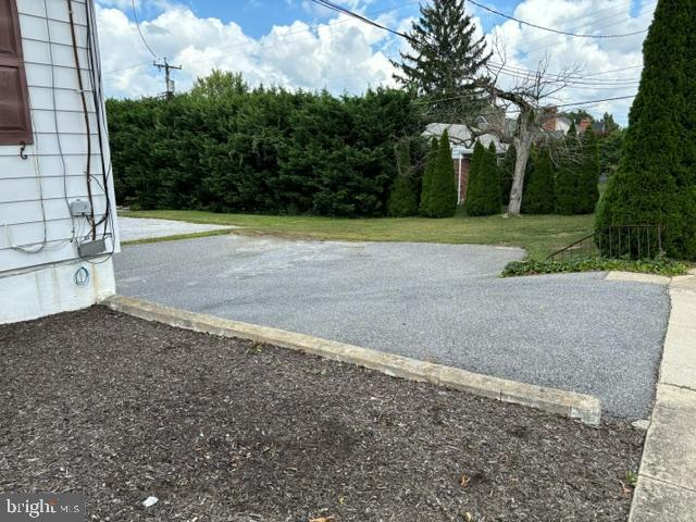 1511 YORK ROAD