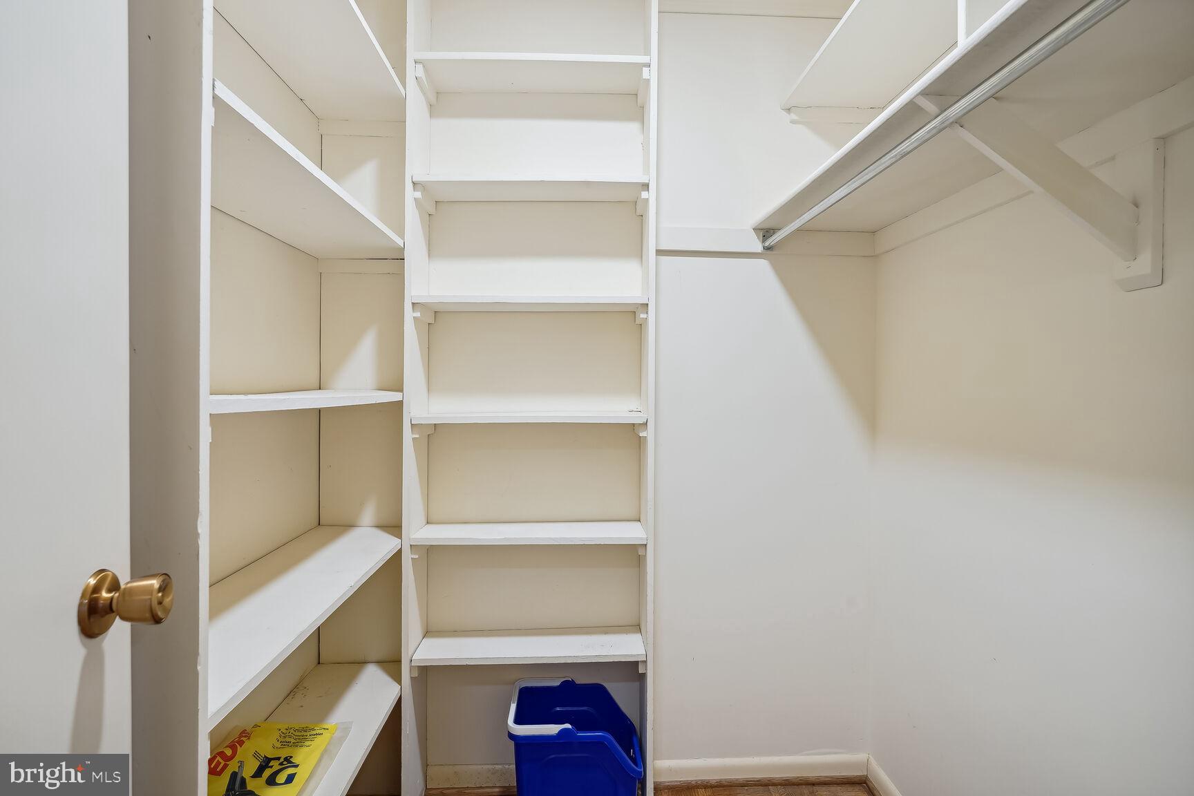 SUMNER VILLAGE - Residential