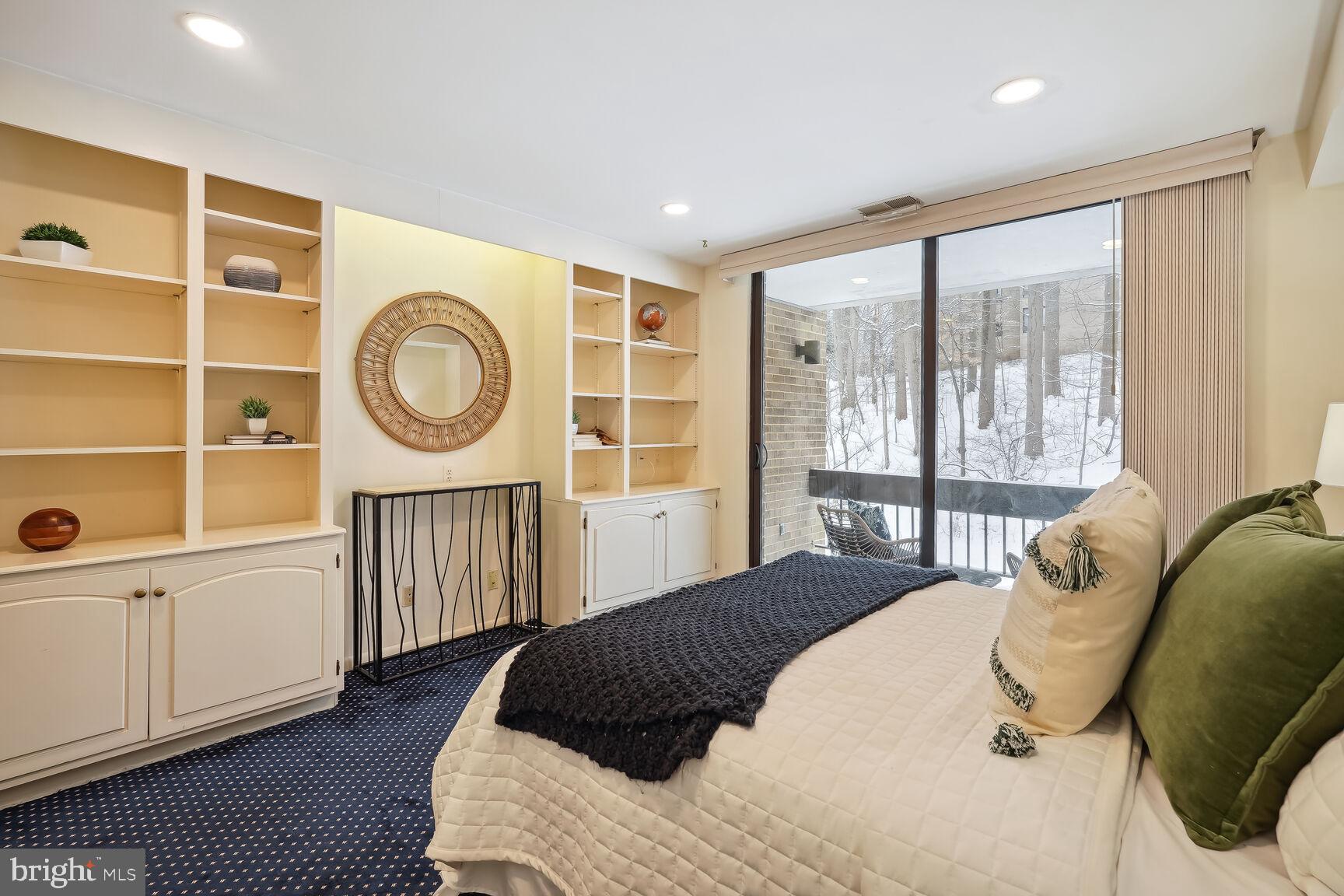 SUMNER VILLAGE - Residential