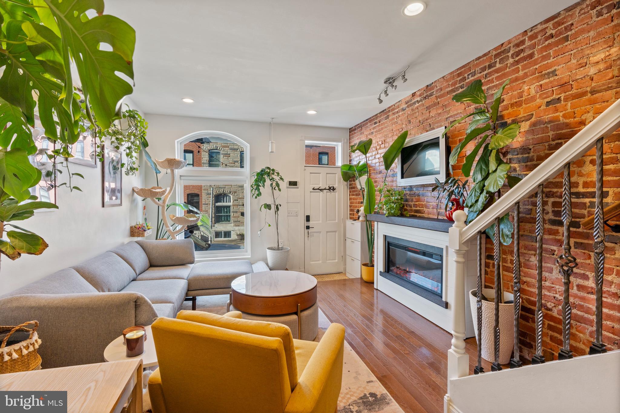 PATTERSON PARK - Residential Lease