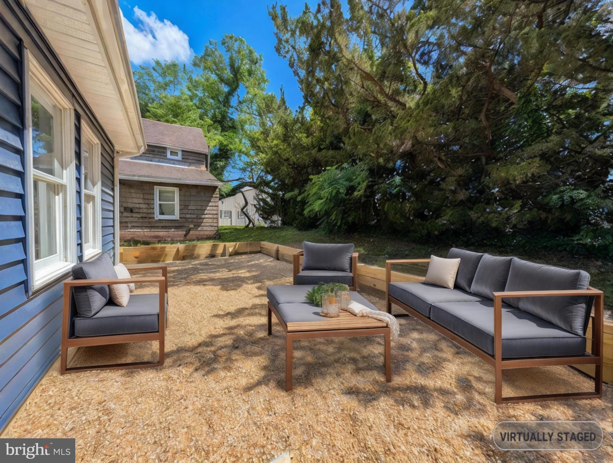 CENTREVILLE - Residential