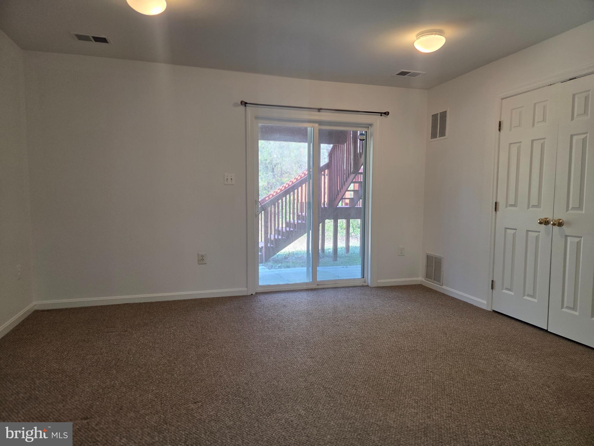 WAYSIDE VILLAGE - Residential Lease