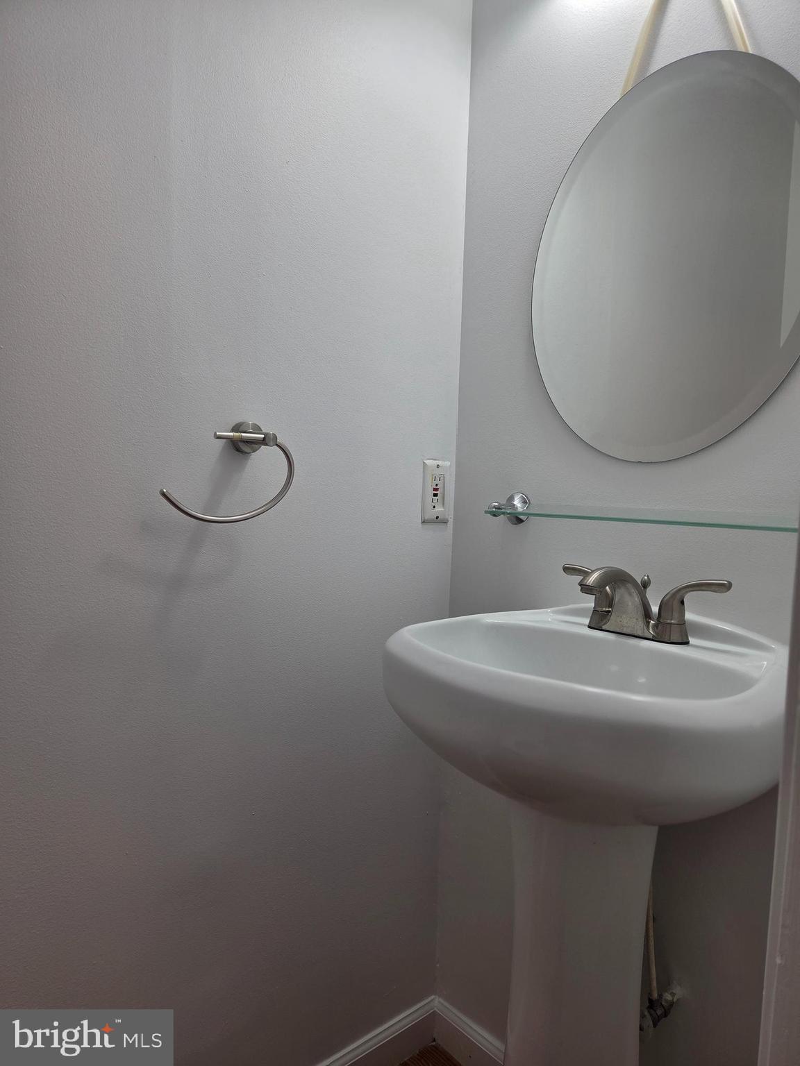 WAYSIDE VILLAGE - Residential Lease