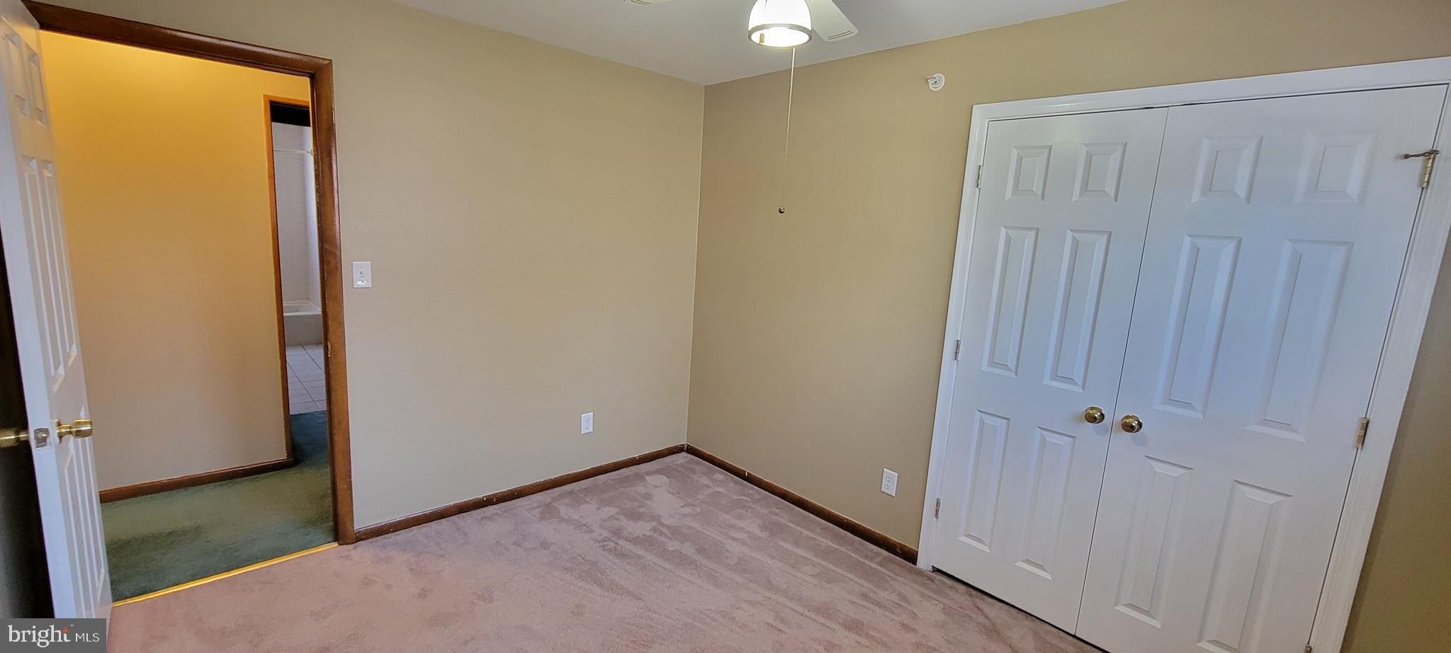 SHORELAND - Residential Lease