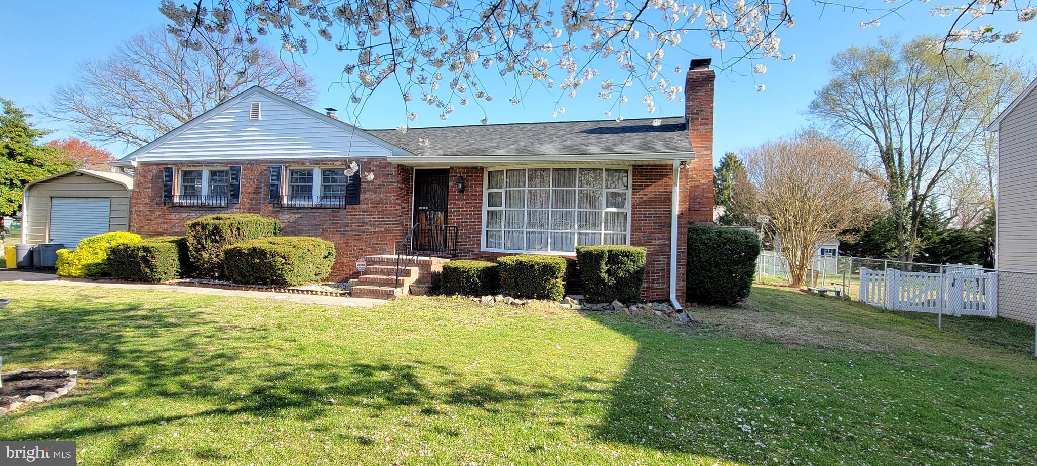 SHORELAND - Residential Lease